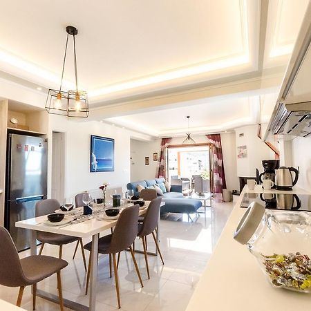 Leo - Unique Glyfada Apartment 아테네 외부 사진