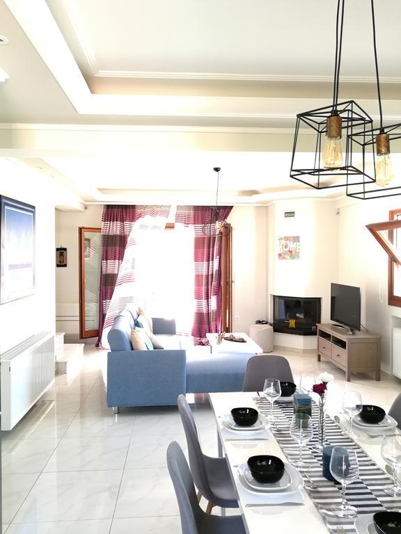 Leo - Unique Glyfada Apartment 아테네 외부 사진