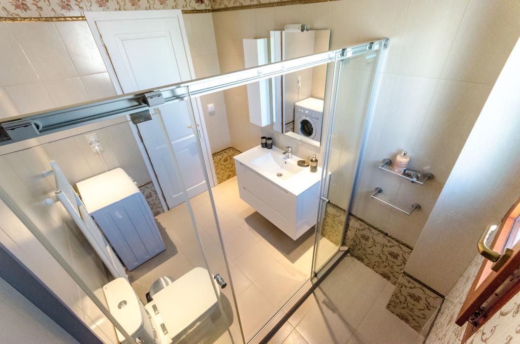 Leo - Unique Glyfada Apartment 아테네 외부 사진